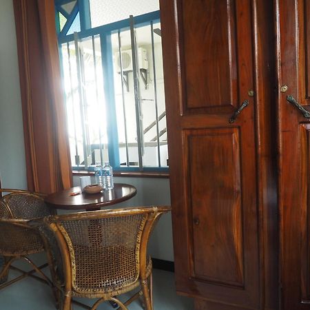 Main Reef Guest House Hikkaduwa Kültér fotó