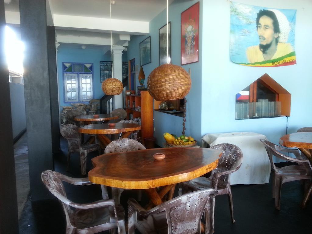 Main Reef Guest House Hikkaduwa Kültér fotó