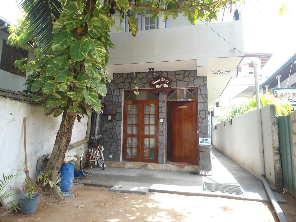 Main Reef Guest House Hikkaduwa Kültér fotó